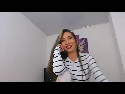 Snapshot of luna_sexth chatting on 07/30/26, 05:28 luna sexth online show from 07/30/26, 05:28