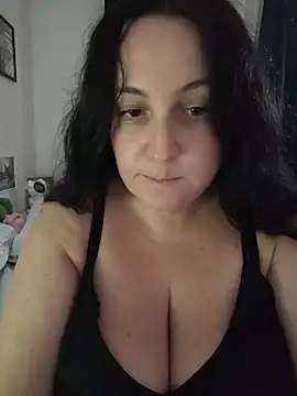 Snapshot of Wini_87 chatting on 07/29/26, 09:35 Wini 87 online show from 07/29/26, 09:35