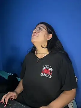 Snapshot of Gabbyy_Gabbyy- chatting on 07/30/26, 12:20 Gabbyy Gabbyy- online show from 07/30/26, 12:20