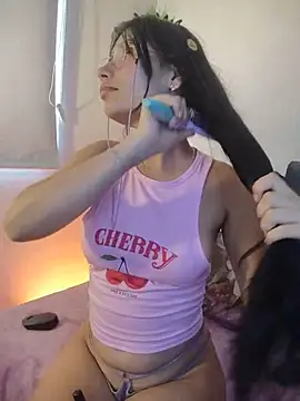 Sophia Vera online show from 08/05/26, 08:33