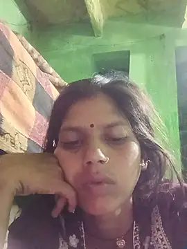 Horney Nikki online show from 08/02/26, 10:19