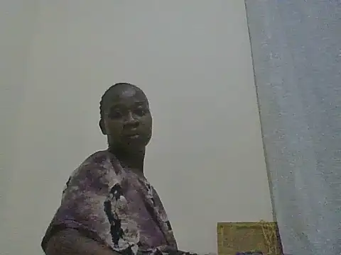 Snapshot of black_queenberry chatting on 08/01/26, 08:08 black queenberry online show from 08/01/26, 08:08