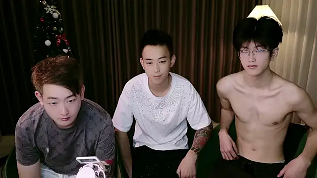 HeiBao-xo online show from 08/01/26, 11:31