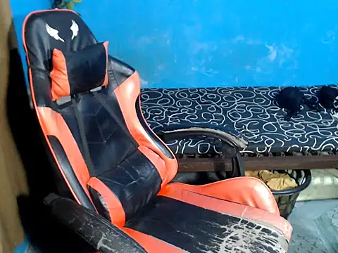 Snapshot of venustheg0ddess chatting on 11/07/25, 11:32 venustheg0ddess online show from 11/07/25, 11:32