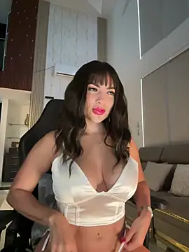 Snapshot of HannaBeckett chatting on 03/01/25, 12:23 HannaBeckett online show from 03/01/25, 12:23