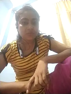 Snapshot of nila-23 chatting on 08/04/26, 03:43 nila-23 online show from 08/04/26, 03:43
