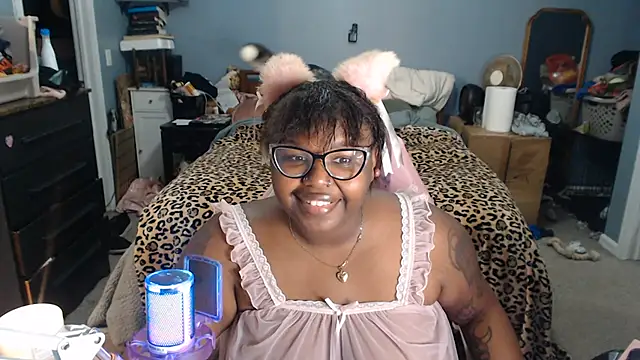 NeedyLittleBubbles online show from 08/09/26, 09:20