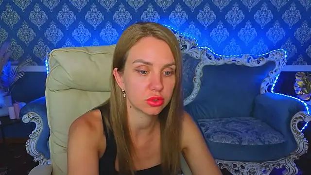 GabriEllla 4U online show from 08/03/26, 01:38
