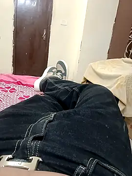 Snapshot of Manish48609 chatting on 04/09/26, 02:22 Manish48609 online show from 04/09/26, 02:22