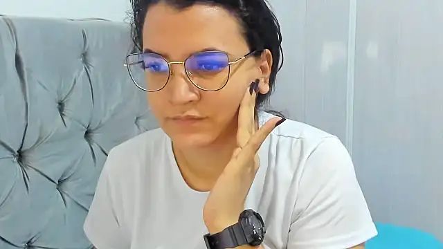 MARILYN GARCIA online show from 01/19/25, 01:55