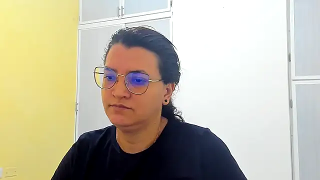 MARILYN GARCIA online show from 03/22/25, 01:30