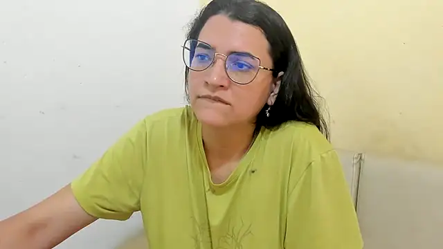 MARILYN GARCIA online show from 03/29/26, 04:18