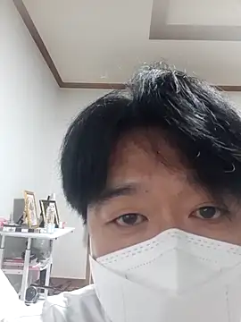 Snapshot of okay-boy chatting on 08/07/26, 02:19 okay-boy online show from 08/07/26, 02:19