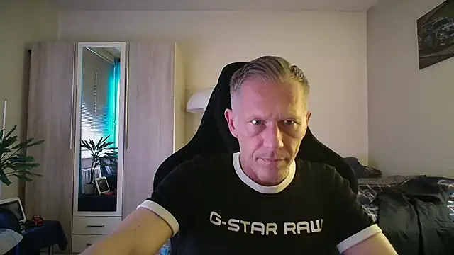 slaveboy2016xh online show from 06/01/26, 06:53