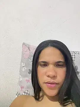 Snapshot of lunnabianca chatting on 08/08/26, 12:51 lunnabianca online show from 08/08/26, 12:51