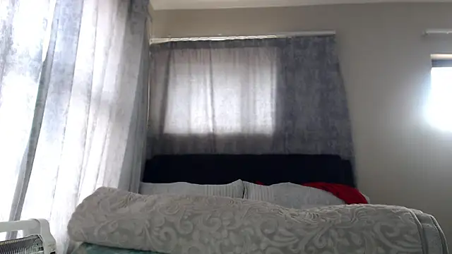 leanna23 online show from 12/03/25, 10:57