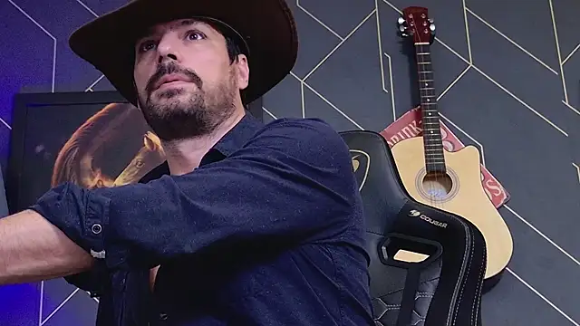 ChrisKox online show from 11/29/25, 02:42