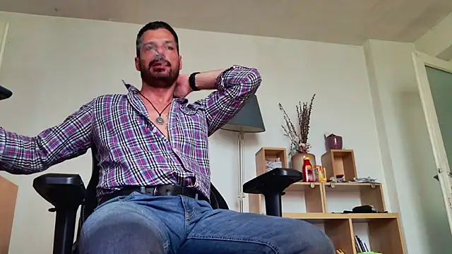 ChrisKox online show from 05/20/26, 06:52