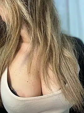 sexylenia online show from 04/30/26, 10:36