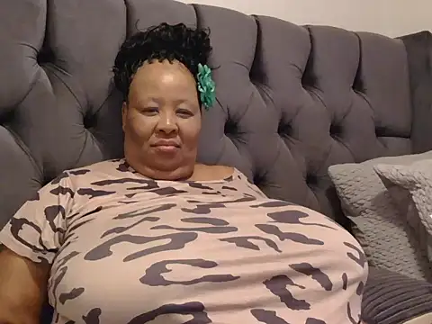 nancy111 online show from 11/28/25, 02:53