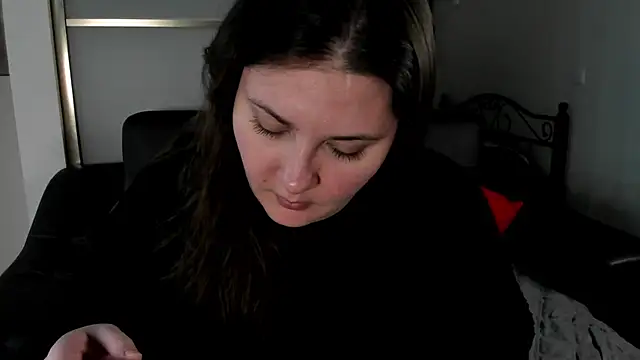 Snapshot of MarySwon chatting on 02/18/25, 05:21 MarySwon online show from 02/18/25, 05:21