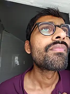 Snapshot of krishna8035 chatting on 12/08/24, 05:50 krishna8035 online show from 12/08/24, 05:50