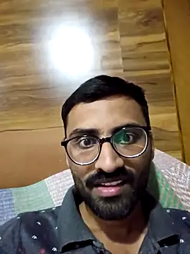 Snapshot of krishna8035 chatting on 02/20/25, 01:51 krishna8035 online show from 02/20/25, 01:51