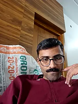 Snapshot of krishna8035 chatting on 02/27/25, 08:06 krishna8035 online show from 02/27/25, 08:06