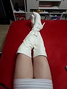 JulietteMaitresse online show from 03/30/26, 06:09