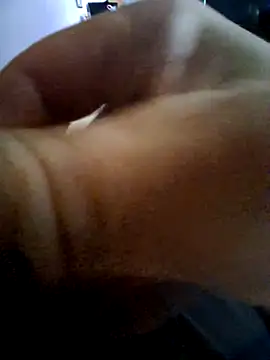 Snapshot of bam420bam chatting on 06/12/26, 11:03 bam420bam online show from 06/12/26, 11:03