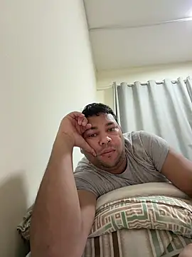 ArisingDarling online show from 11/29/25, 01:41