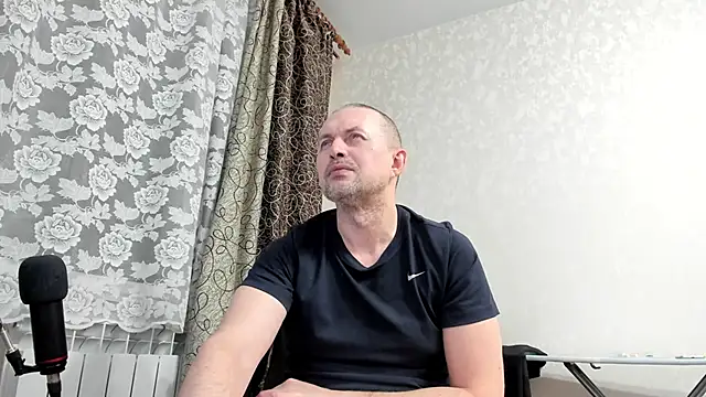 Snapshot of SanFrantsisko chatting on 03/21/25, 05:45 SanFrantsisko online show from 03/21/25, 05:45