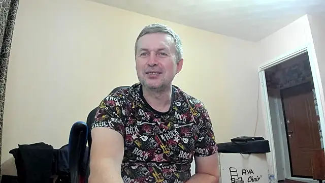 Snapshot of SanFrantsisko chatting on 10/13/25, 09:37 SanFrantsisko online show from 10/13/25, 09:37