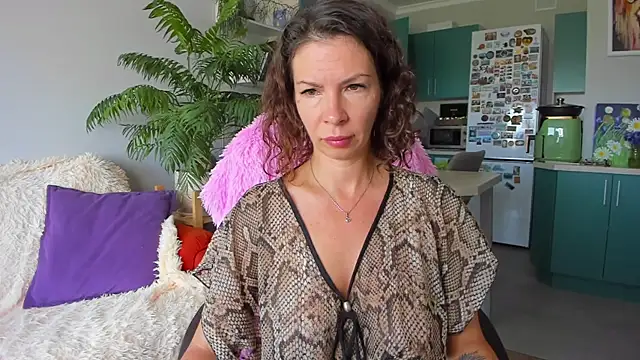 Snapshot of ChristinaGlory chatting on 08/01/26, 07:40 ChristinaGlory online show from 08/01/26, 07:40