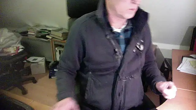 outlaw200 online show from 12/24/24, 03:47