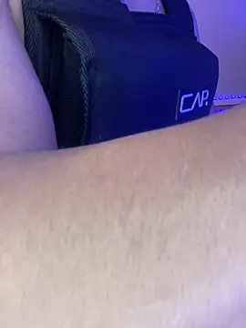 Snapshot of WLMGpa chatting on 01/21/25, 11:34 WLMGpa online show from 01/21/25, 11:34