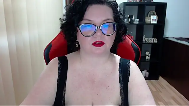 MissTroublle online show from 03/07/25, 09:40