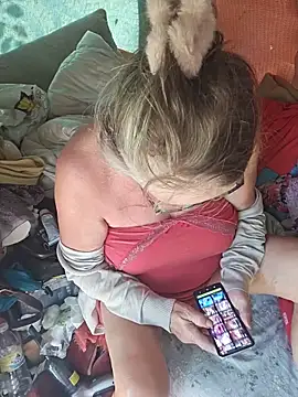 MucMilf59 online show from 05/25/26, 07:36
