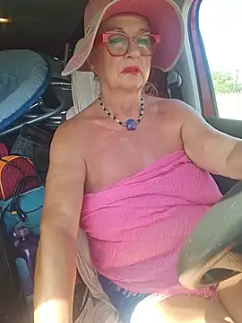 Snapshot of MucMilf59 chatting on 07/20/26, 10:39 MucMilf59 online show from 07/20/26, 10:39