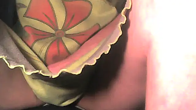 Snapshot of nastena70 chatting on 11/12/25, 02:01 nastena70 online show from 11/12/25, 02:01