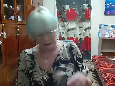 Snapshot of JenaCheim chatting on 12/08/24, 07:11 JenaCheim online show from 12/08/24, 07:11