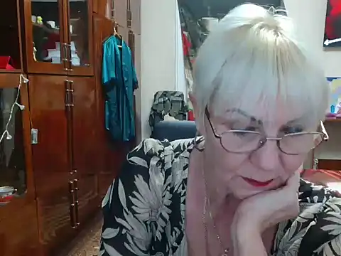 Snapshot of JenaCheim chatting on 12/26/24, 06:52 JenaCheim online show from 12/26/24, 06:52