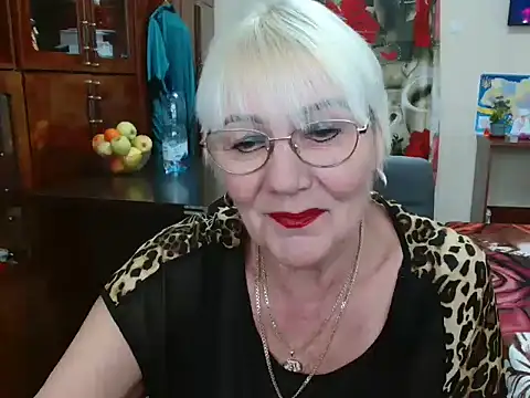 Snapshot of JenaCheim chatting on 01/13/25, 06:27 JenaCheim online show from 01/13/25, 06:27