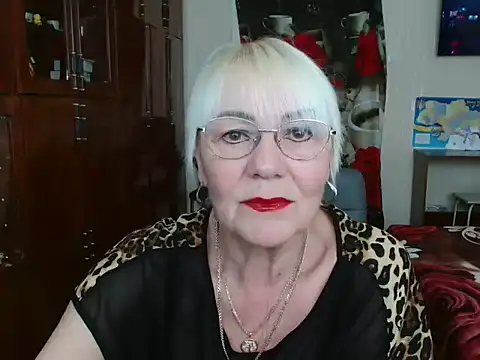 Snapshot of JenaCheim chatting on 02/12/25, 07:44 JenaCheim online show from 02/12/25, 07:44