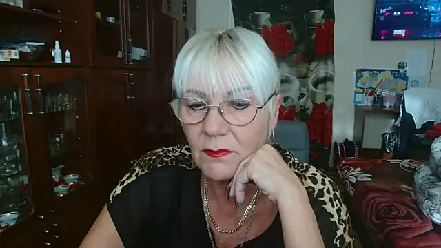 Snapshot of JenaCheim chatting on 09/19/25, 05:20 JenaCheim online show from 09/19/25, 05:20