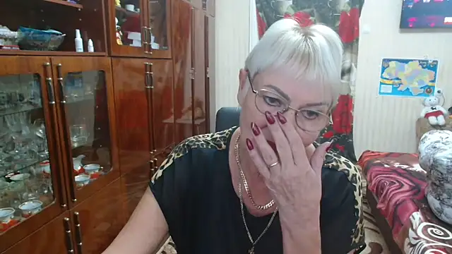 Snapshot of JenaCheim chatting on 10/23/25, 05:40 JenaCheim online show from 10/23/25, 05:40