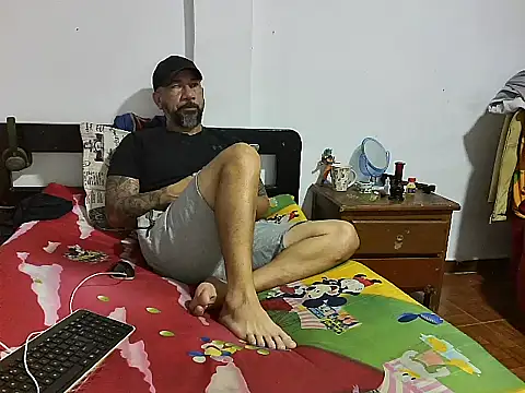 Snapshot of john_balthor chatting on 06/20/26, 04:48 john balthor online show from 06/20/26, 04:48