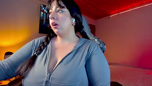 coraline latin online show from 01/17/25, 12:42