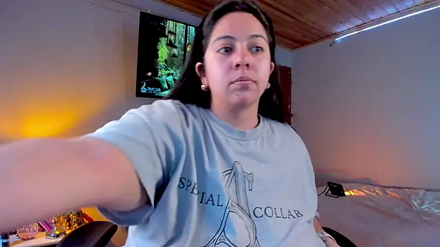 coraline latin online show from 02/03/25, 09:39