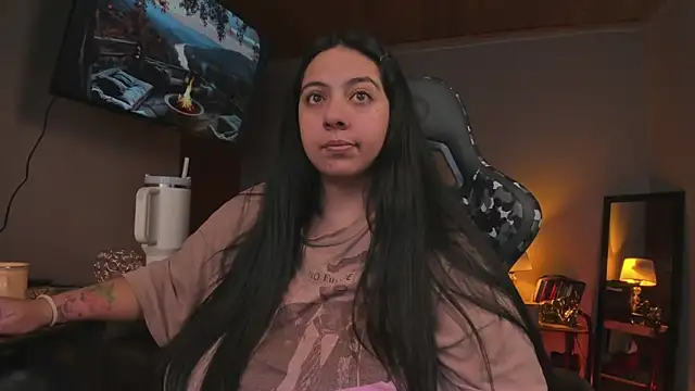 coraline latin online show from 02/20/25, 09:53